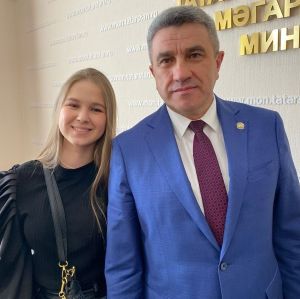 Яна Шалаумова побывала на встрече с министром образования и науки Татарстана